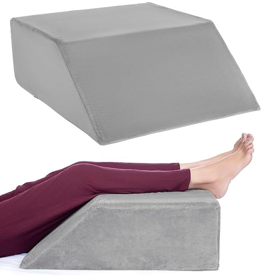 FOVERA Leg Elevation Pillow - Relieves Leg, Hip & Knee Pain, Ideal for Post-Surgical Recovery - Relieves Discomfort of Varicose Veins, Phlebitis, Leg Surgery (Medium: 24 x 20 x 8 Inch, Grey)